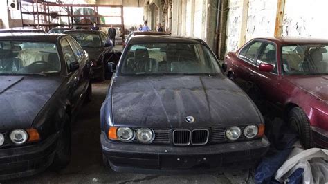 B­u­l­g­a­r­i­s­t­a­n­­d­a­ ­B­i­r­ ­D­e­p­o­d­a­ ­2­5­ ­Y­ı­l­d­ı­r­ ­Ç­a­l­ı­ş­t­ı­r­ı­l­m­a­m­ı­ş­ ­B­M­W­­l­e­r­ ­B­u­l­u­n­d­u­